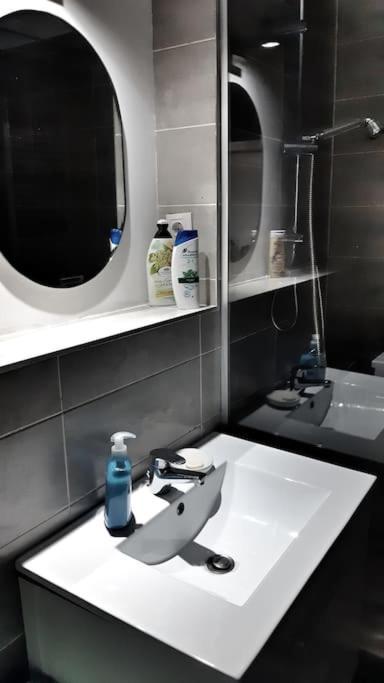 Buna Ziua Apartment Tonitza Nic. Cluj Napoca Bagian luar foto